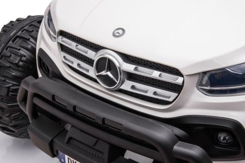 Auto Na Akumulator Mercedes DK-MT950 4x4 Biały Auto Na Akumulator Mercedes DK-MT950 4x4 Biały