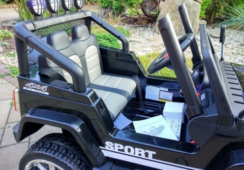 Auto na Akumulator S2388 Jeep Czarny 4x45W Auto na Akumulator S2388 Jeep Czarny 4x45W