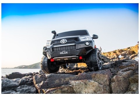 Auto na Akumulator Toyota Hilux Biały Auto na Akumulator Toyota Hilux Biały