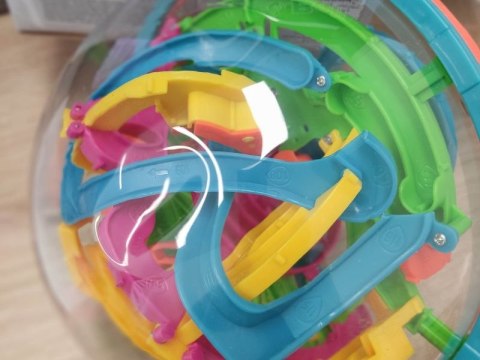 Inteligentna KULA LABIRYNT 3D - sprytna przeplatanka Przecena 1 Inteligentna KULA LABIRYNT 3D - sprytna przeplatanka Przecena 1