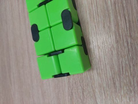 Magiczna Kostka, Antystresowa Układanka, Kolorowe Klocki Przecena 1 Magiczna Kostka, Antystresowa Układanka, Kolorowe Klocki Przecena 1